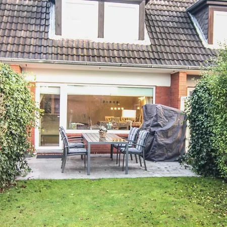 Haushaelfte Stranddiestel Wenningstedt-Braderup