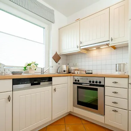 Haushaelfte Stranddiestel بيت للعطل Wenningstedt-Braderup