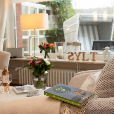 Haushaelfte Stranddiestel بيت للعطل Wenningstedt-Braderup