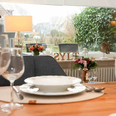 بيت للعطل Haushaelfte Stranddiestel Wenningstedt-Braderup